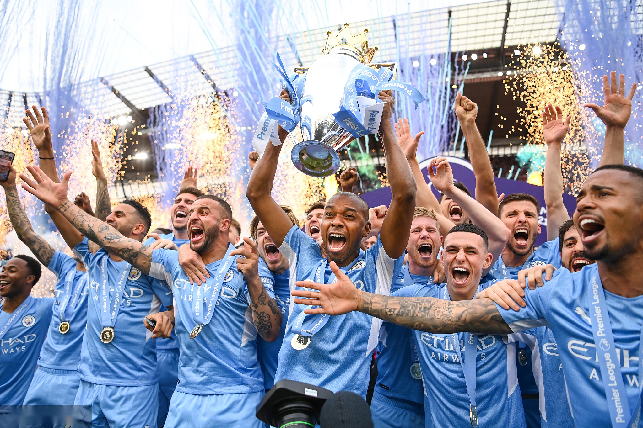 装成世界级 装成世界级